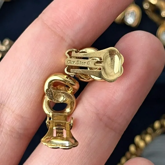 Vintage Christian Dior Classic Chain Knot Rope Hoop Mini Gold Clip-On Earrings - Picture 2 of 2
